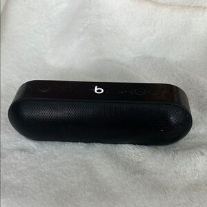 Beats by Dre Black Pill+